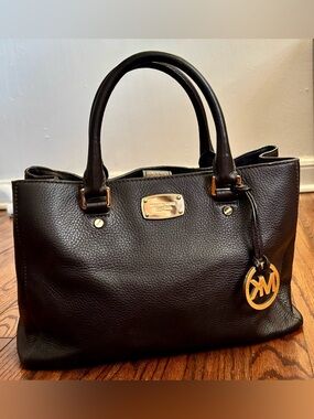 Michael Kors Sutton Satchel